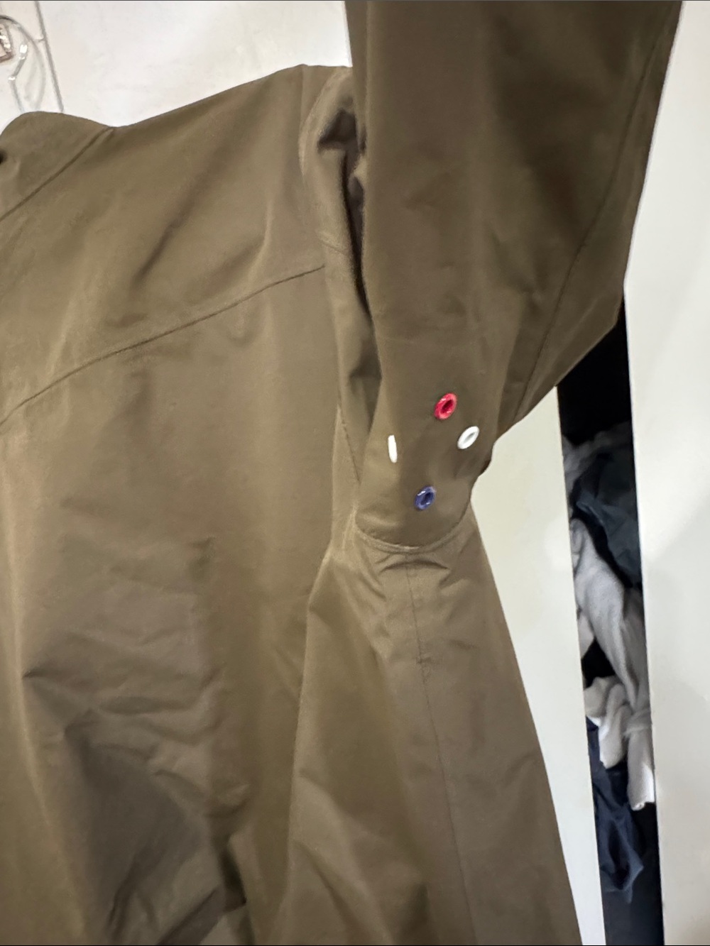 Barbour Olive Green Lightweight Men's Shirt Jacket - Picture 5 of 6